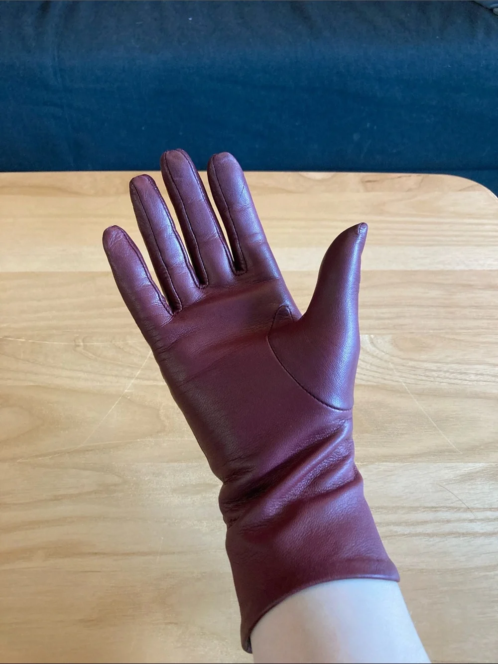 Women's Burgundy Leather Button-Cuff Gloves